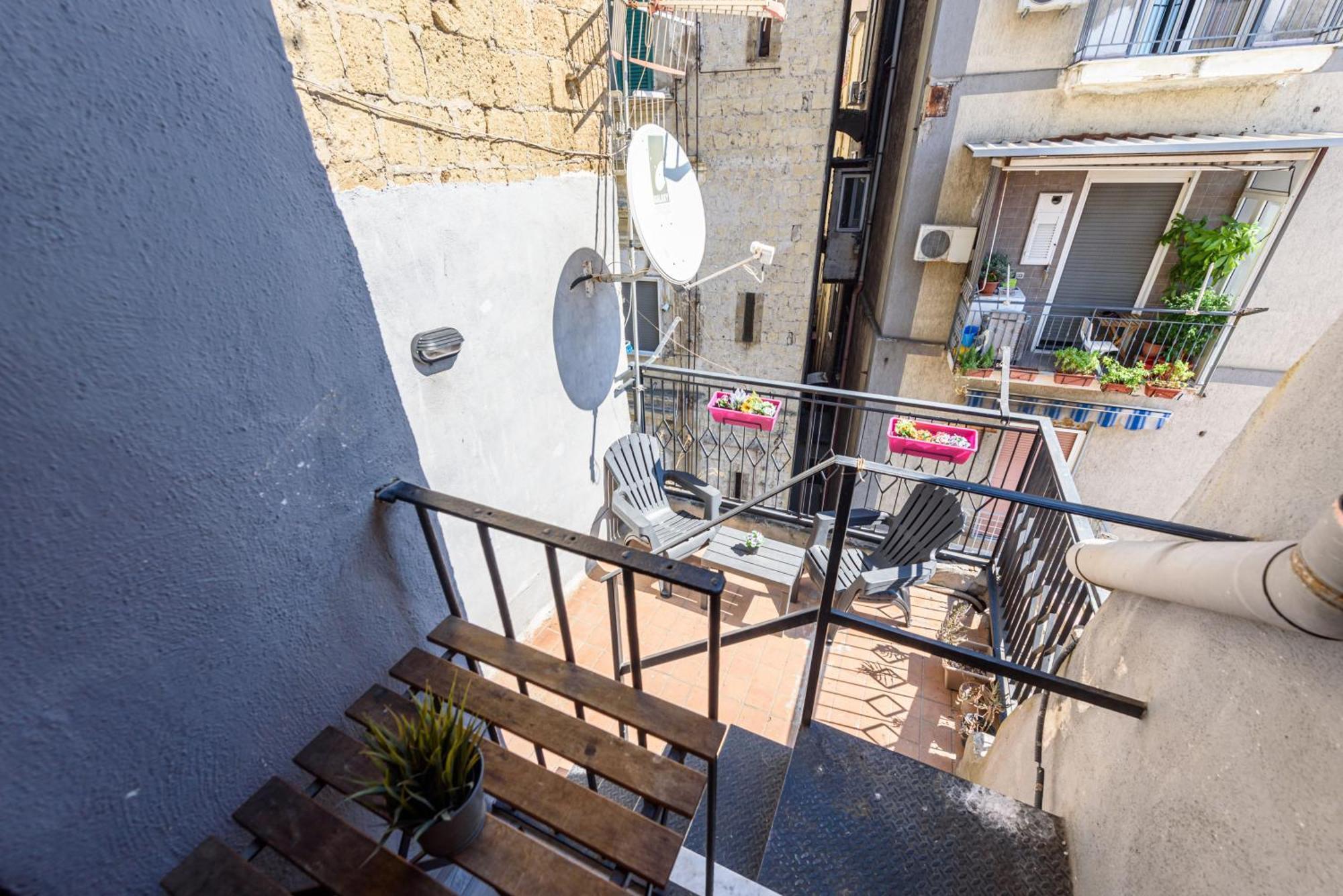La Terrazzina Sul Porto Apartment Napoli Bagian luar foto